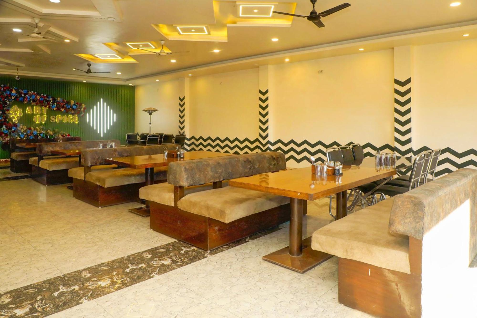Art Of Spice Hotel Mumbai Exterior photo